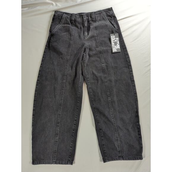 NWT Future Collective High Rise Wide Leg Jeans Women 6 Black Washed Denim - Picture 1 of 14